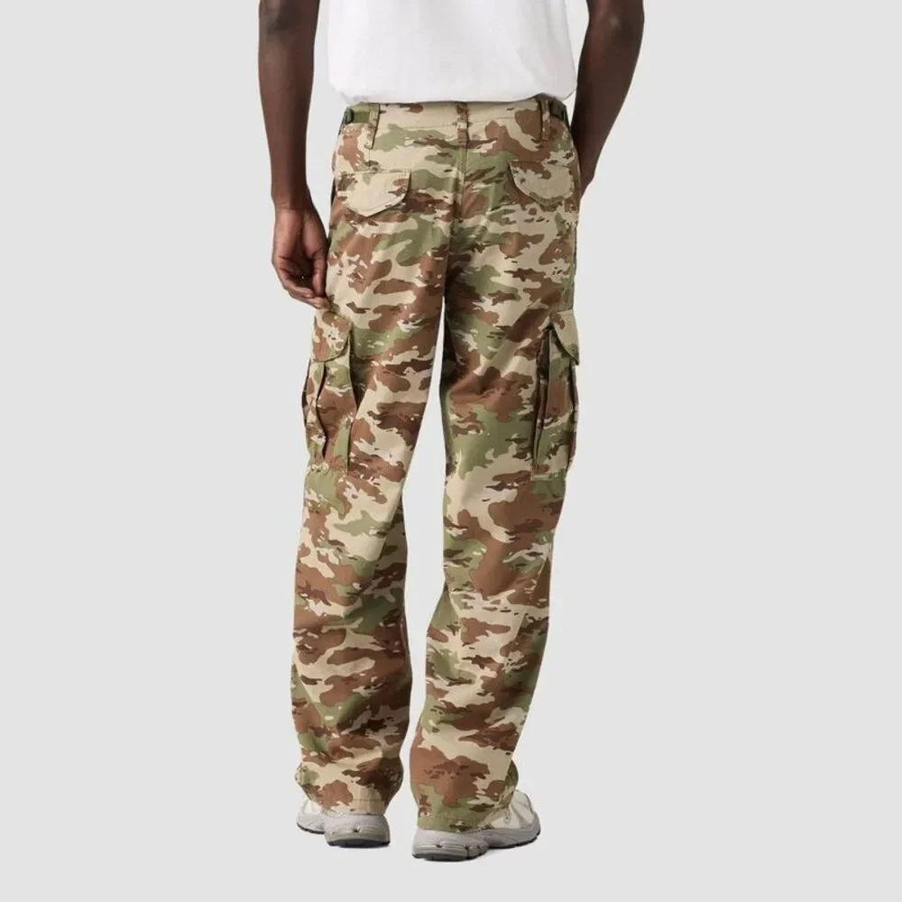 Levis baggy through